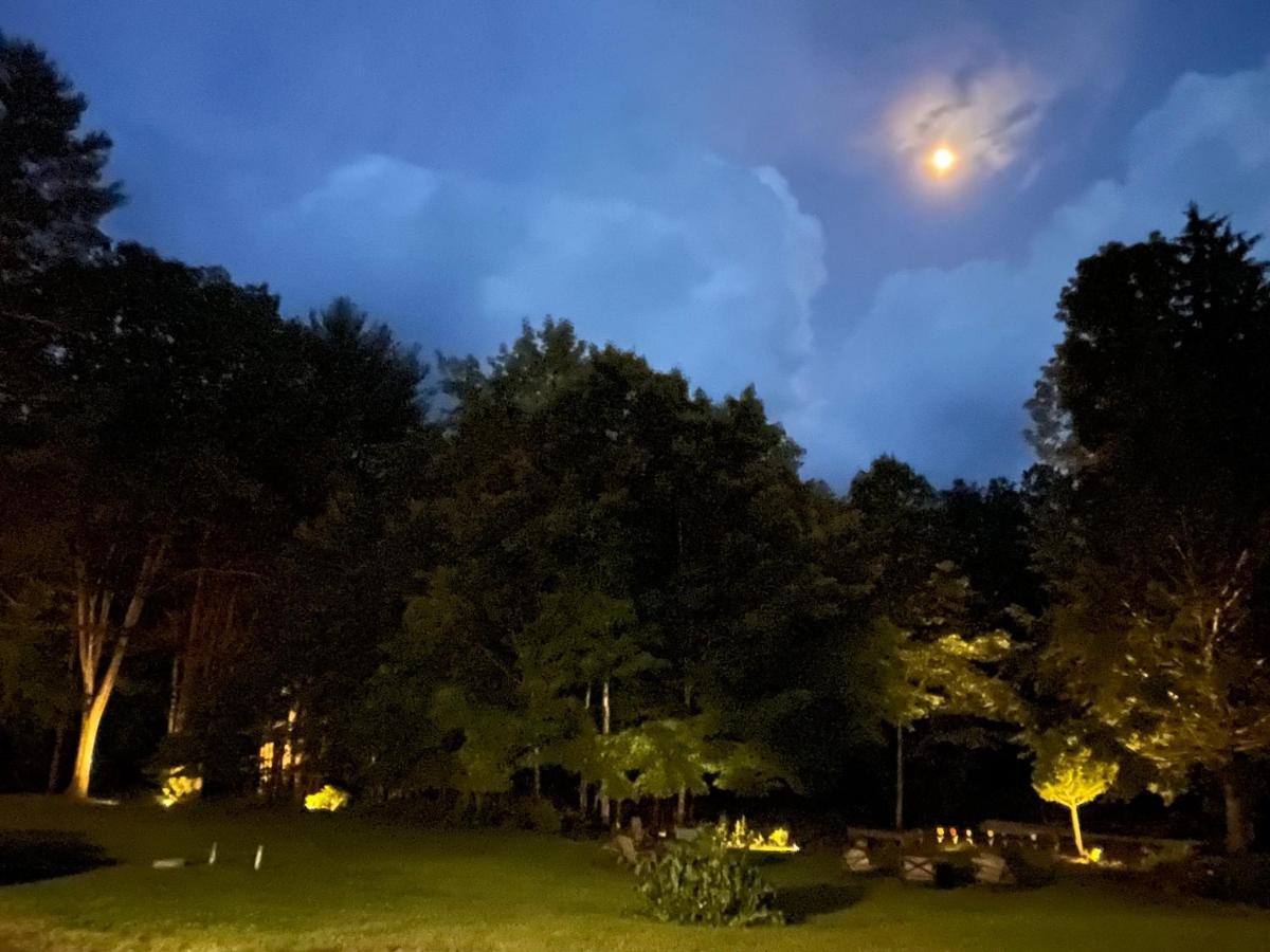 The Frogtown Inn Canadensis エクステリア 写真